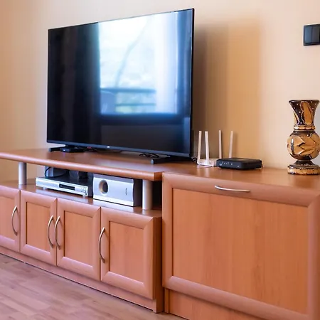 1bd Summer Retreat By Flat Mаnаger ゴールデンサンド